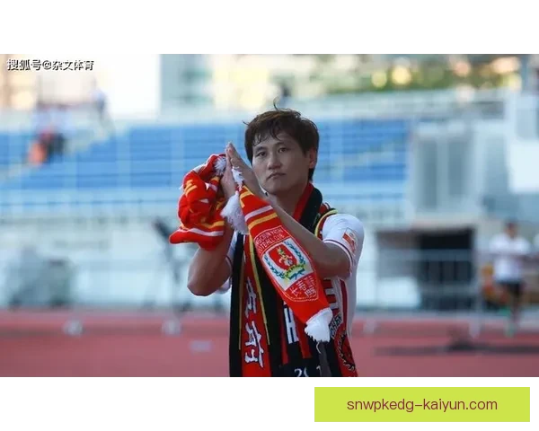 罗贝托中后场切换表现稳健，助力球队战术多样性提升