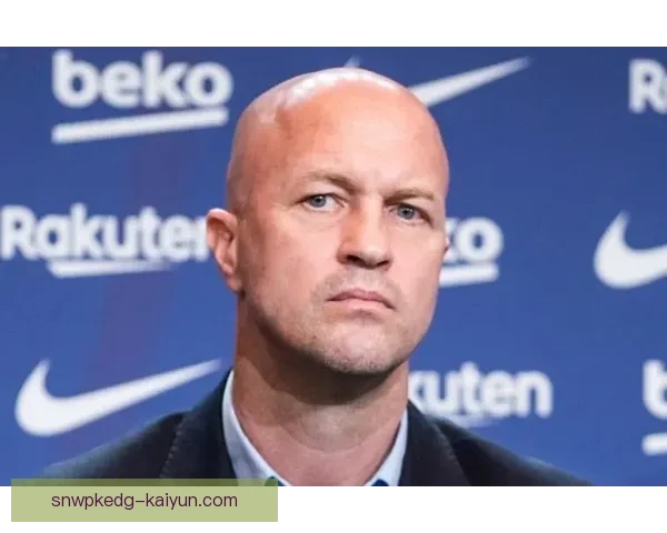 克鲁伊夫在阿贾克斯时期的表现持续受到关注与研究